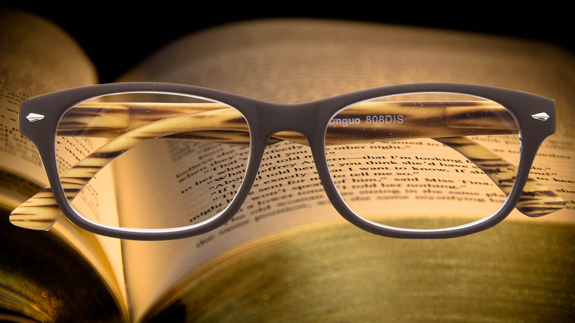 Distinguo eyewear